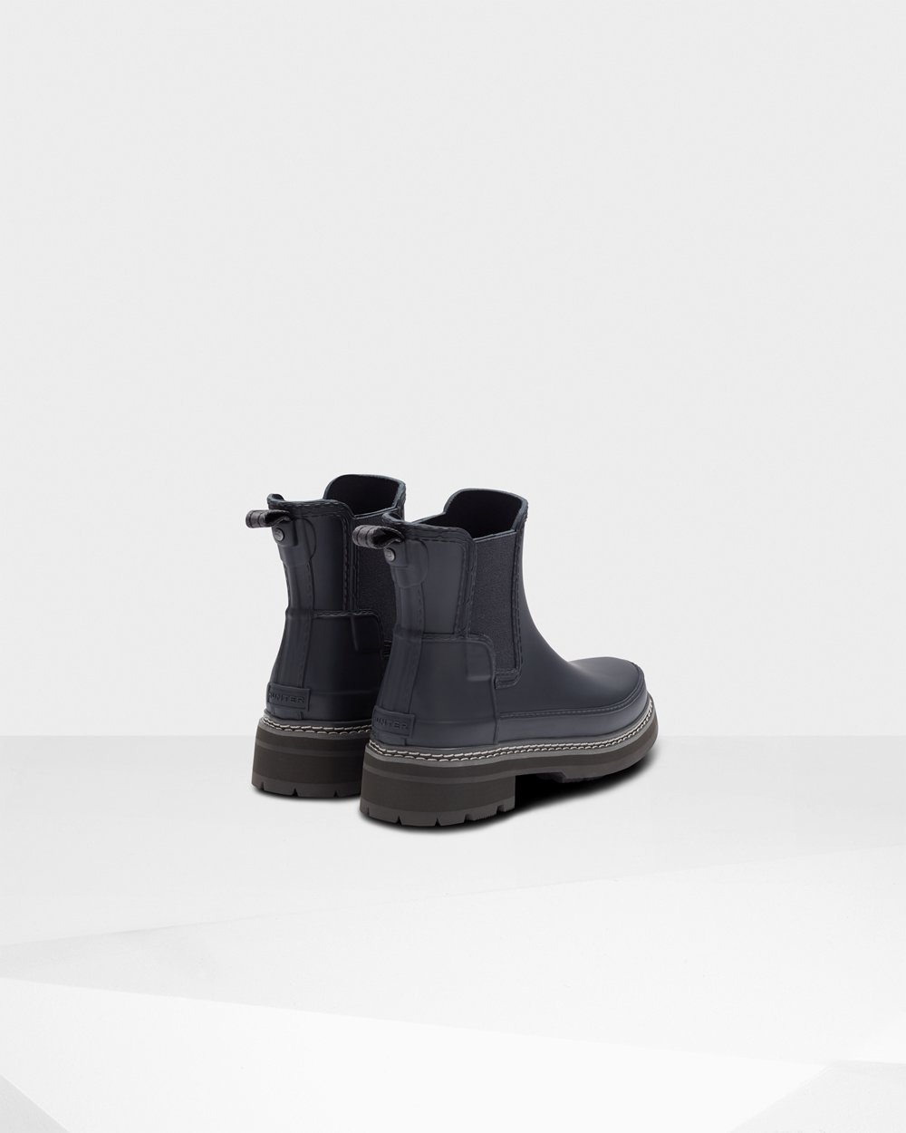 Botas Chelsea Hunter Feminina Azul Marinho - Refined Stitch Detail - 24WYKOSGC